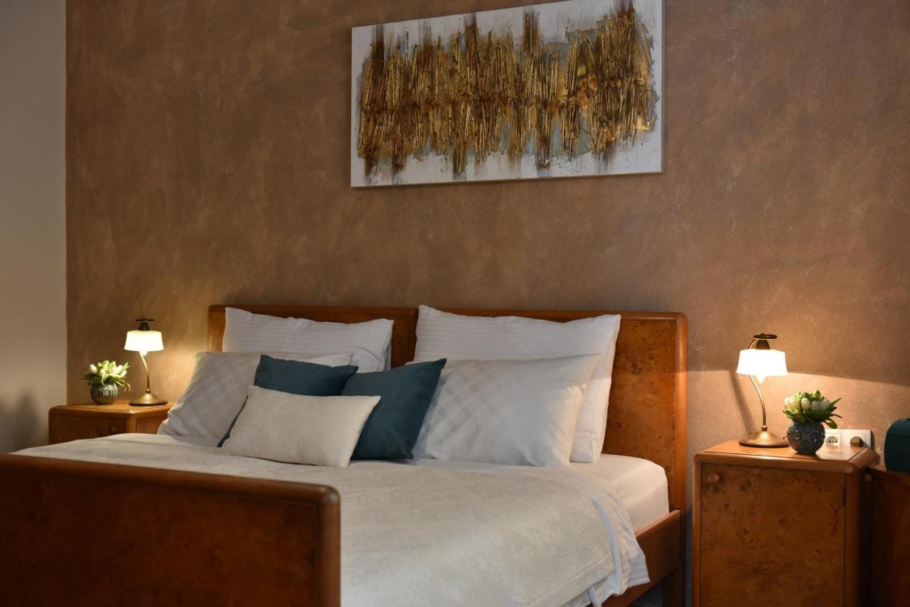 Zadar Center Beach Apartment - Directly On The Sea Ngoại thất bức ảnh