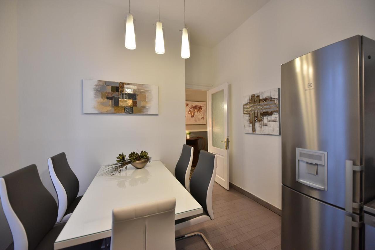 Zadar Center Beach Apartment - Directly On The Sea Ngoại thất bức ảnh