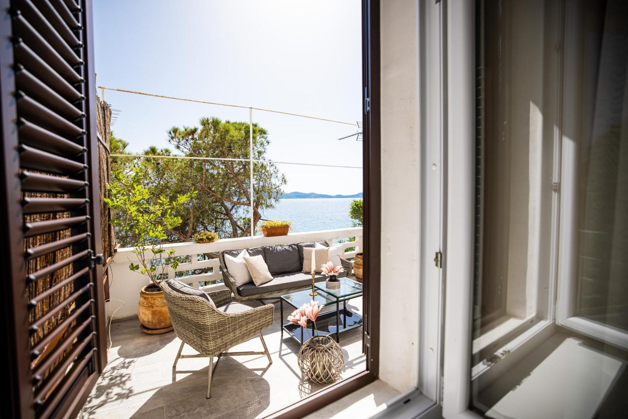 Zadar Center Beach Apartment - Directly On The Sea Ngoại thất bức ảnh