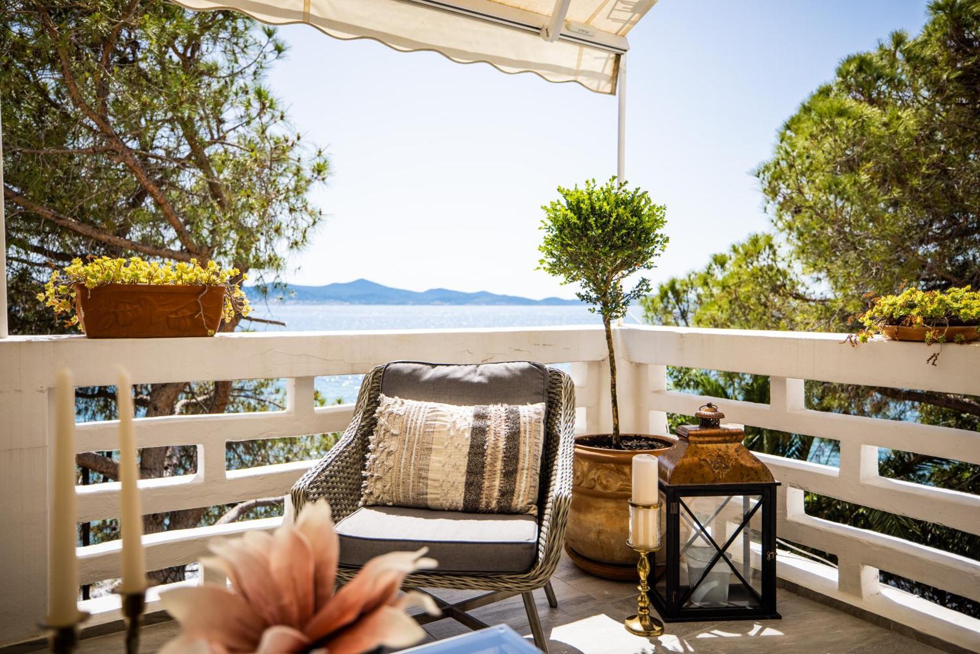 Zadar Center Beach Apartment - Directly On The Sea Ngoại thất bức ảnh