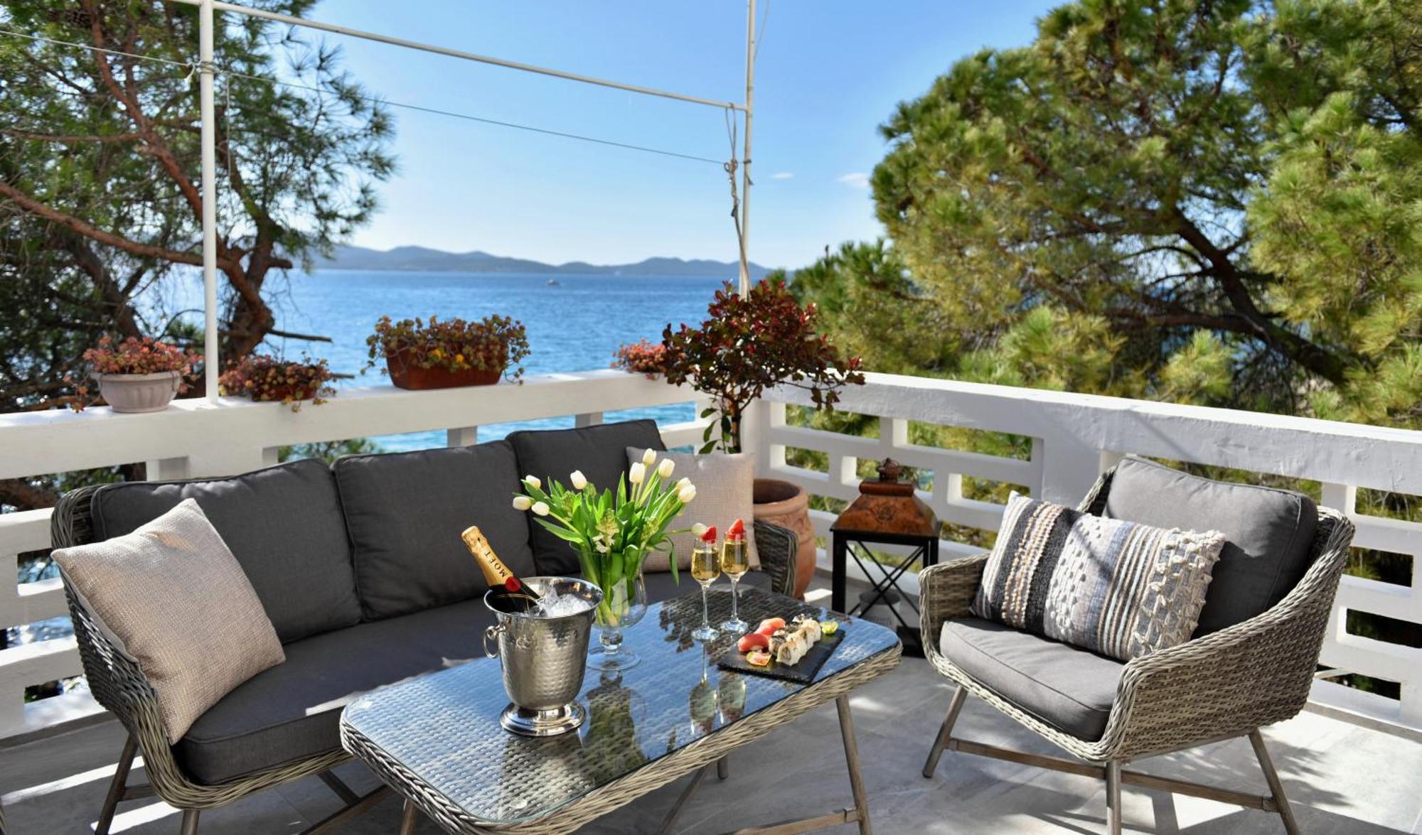 Zadar Center Beach Apartment - Directly On The Sea Ngoại thất bức ảnh